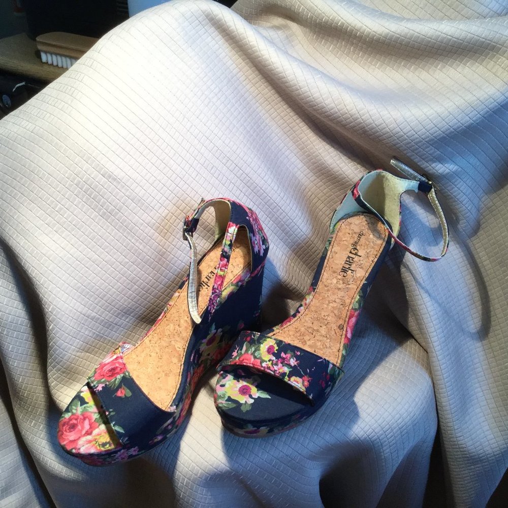 Charming Charlie wedge fabric sandals, 7.5